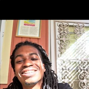 Meet your Posher, Jovanta